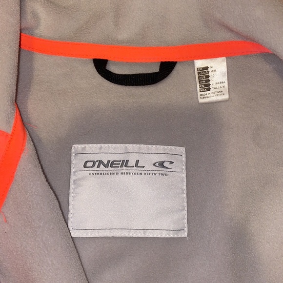 O’Neill soft shell jacket - Picture 2 of 2